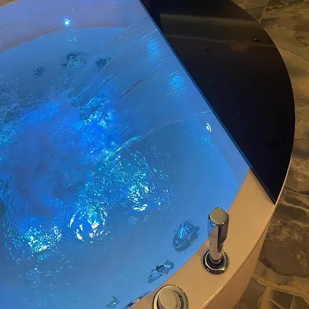 Dimora 900 بيت ضيافة